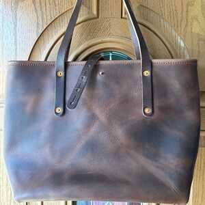 GFG Medium Avery, RUSTIC PECAN, Exceptional!